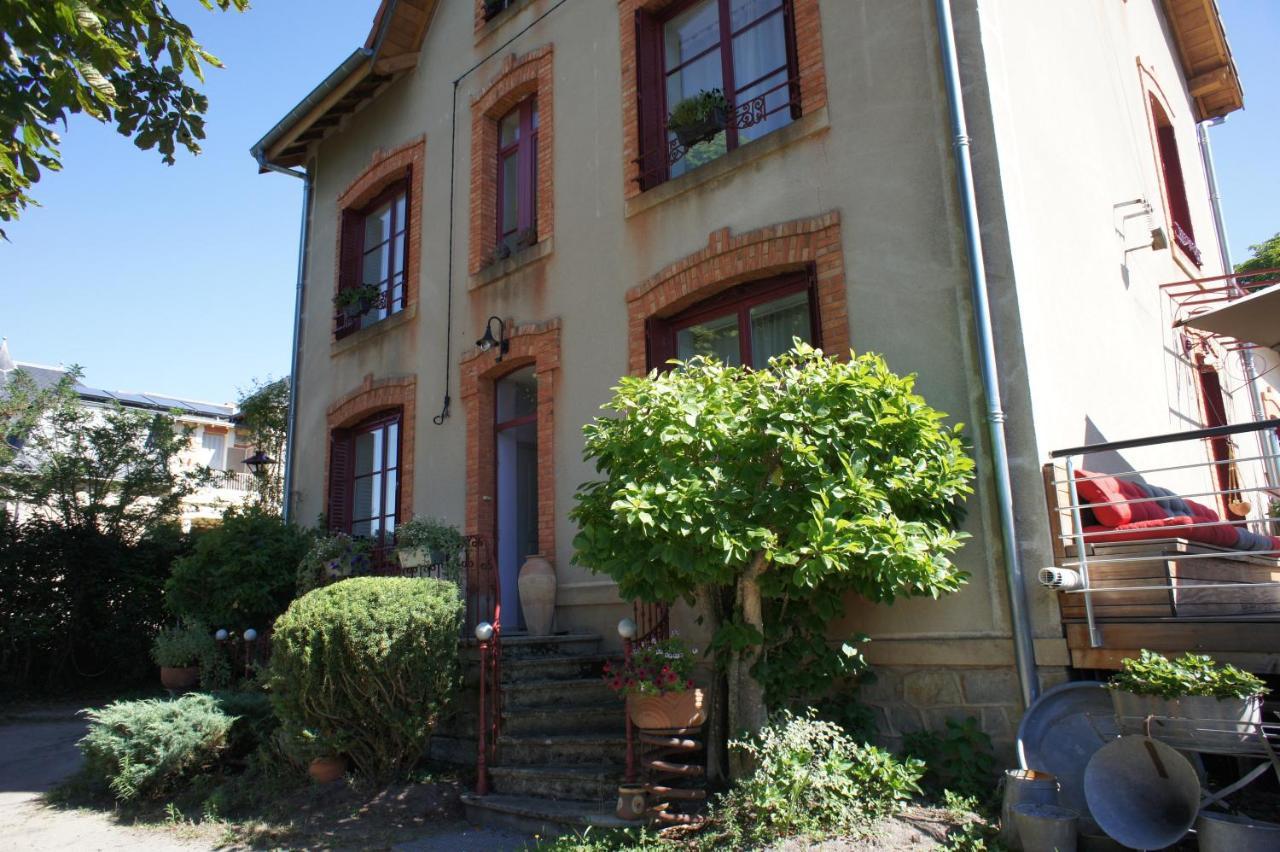Mas Terre Chambres D'Hotes Lezoux Eksteriør billede